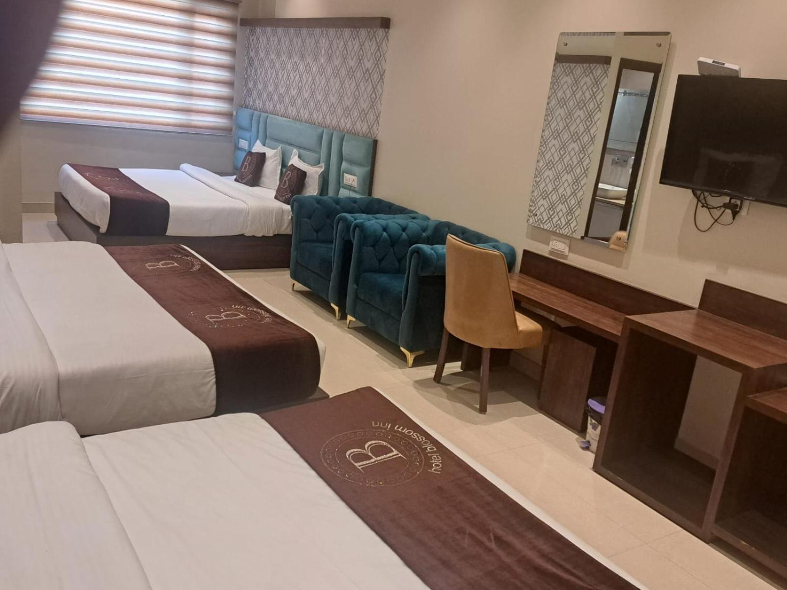 Hotel Blossom Inn 암리차르 외부 사진