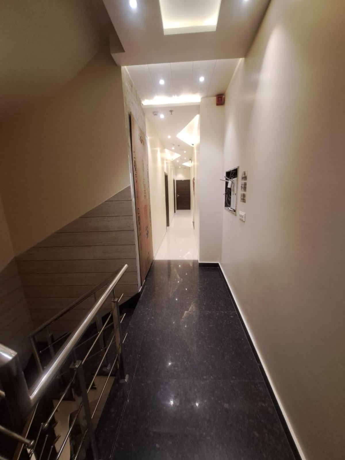 Hotel Blossom Inn 암리차르 외부 사진